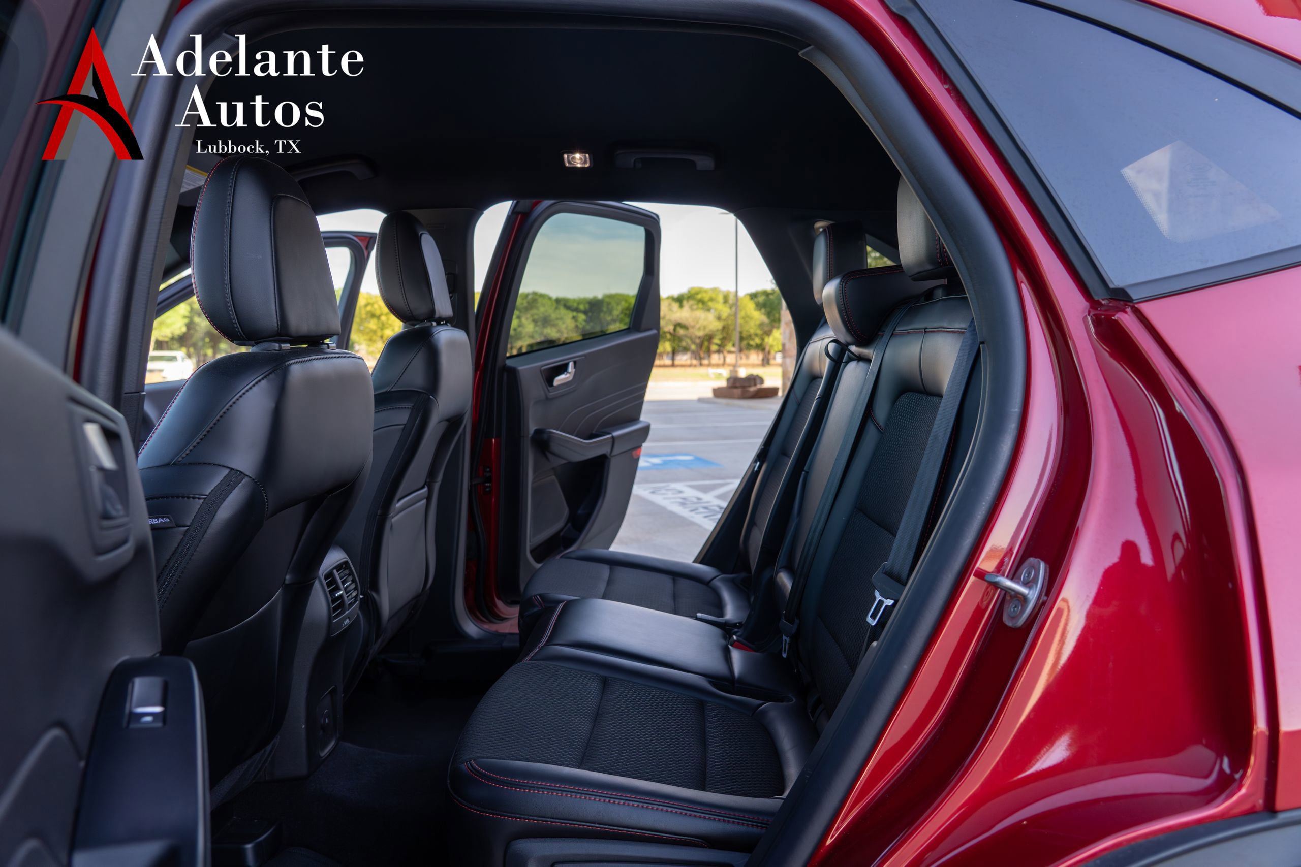 Used 2025 Ford Escape ST-Line AWD/4WD image 8
