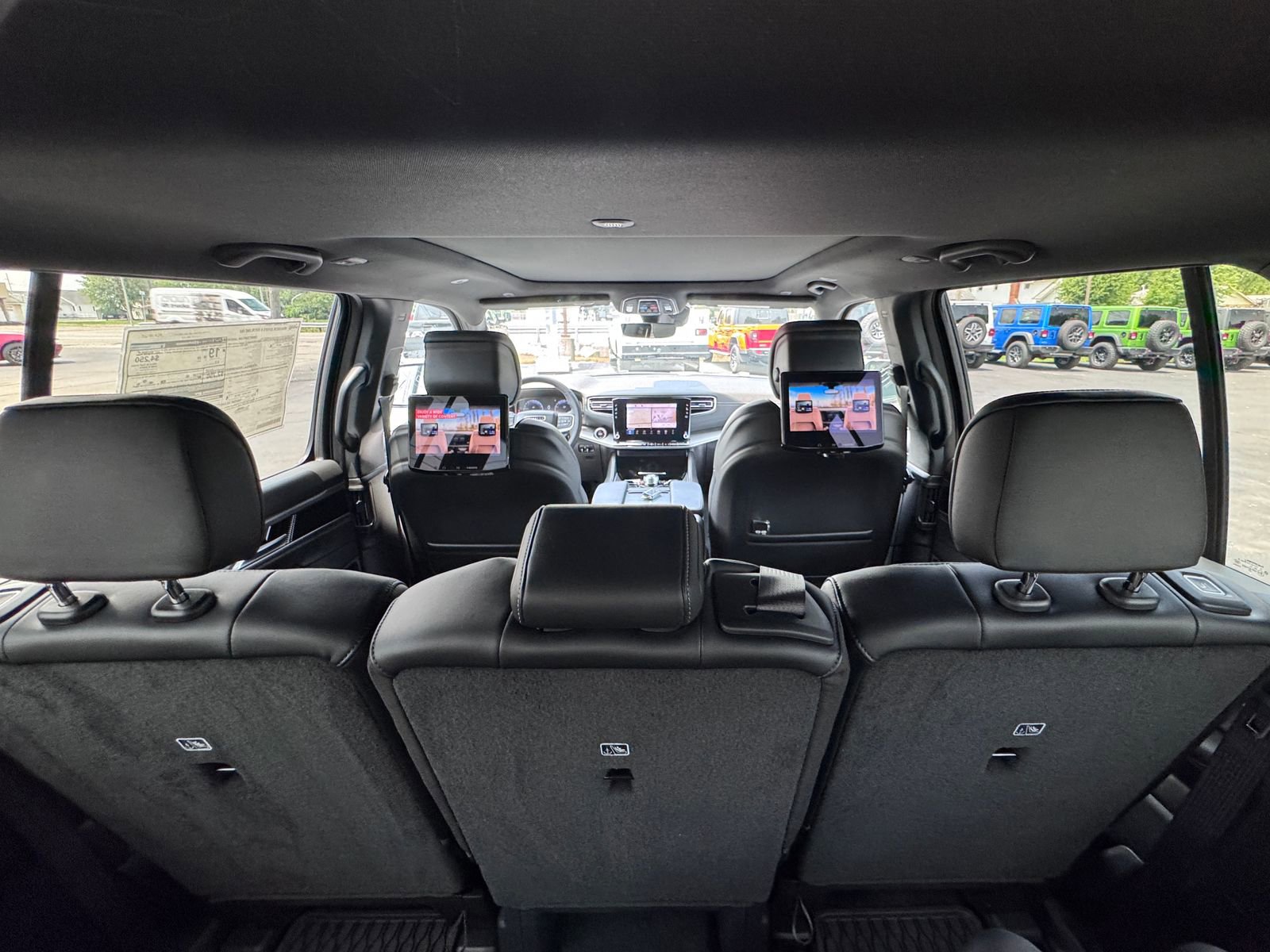 New 2025 Jeep Wagoneer Series II image 3