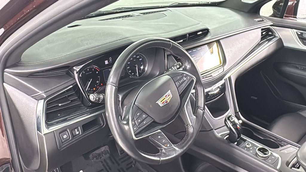Used 2022 Cadillac XT5 Premium Luxury w/ LPO, Floor Liner Package image 42