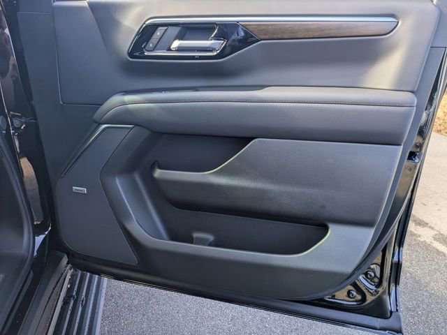 New 2026 Chevrolet Suburban High Country image 40