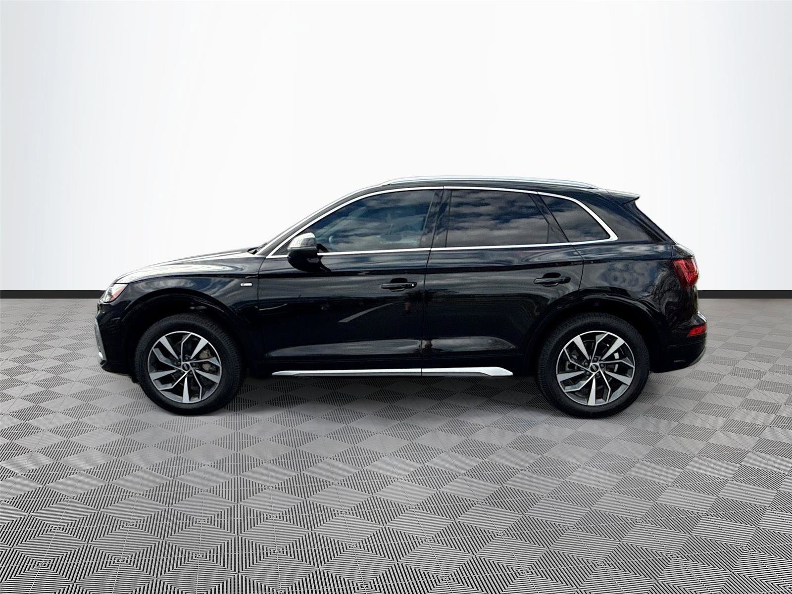 Used 2022 Audi Q5 2.0T Premium Plus image 4