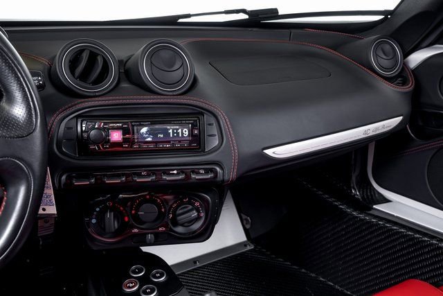 Used 2019 Alfa Romeo 4C Spider RWD image 24
