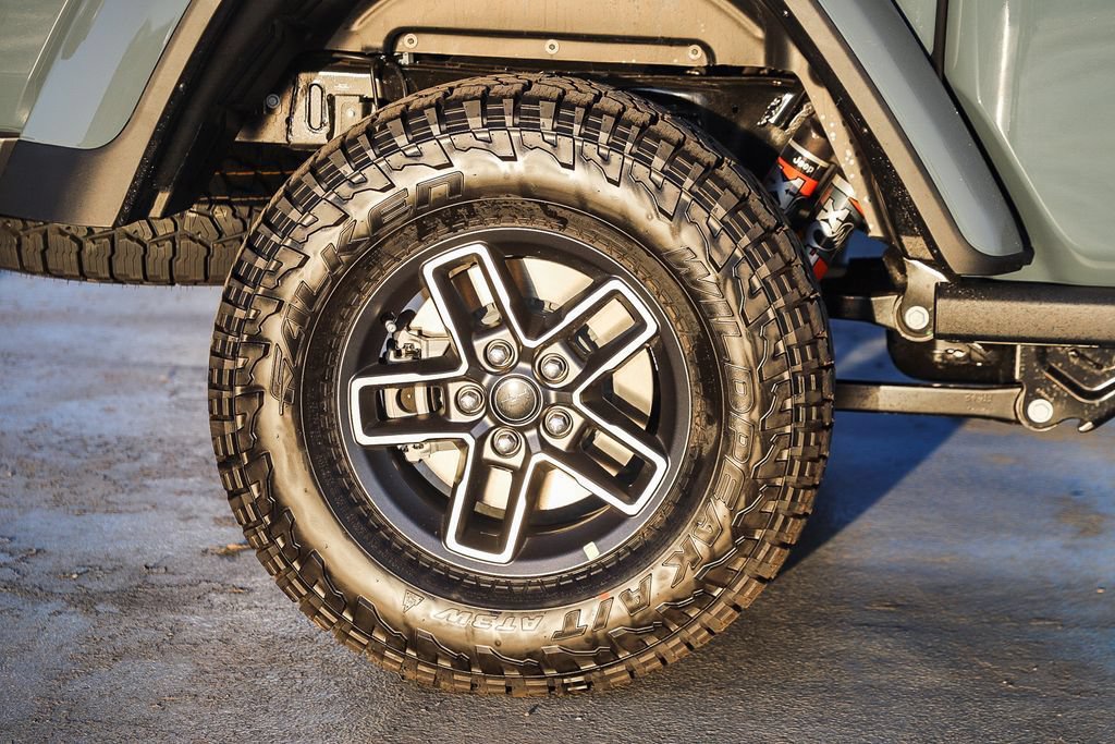 New 2026 Jeep Gladiator Mojave AWD/4WD image 12