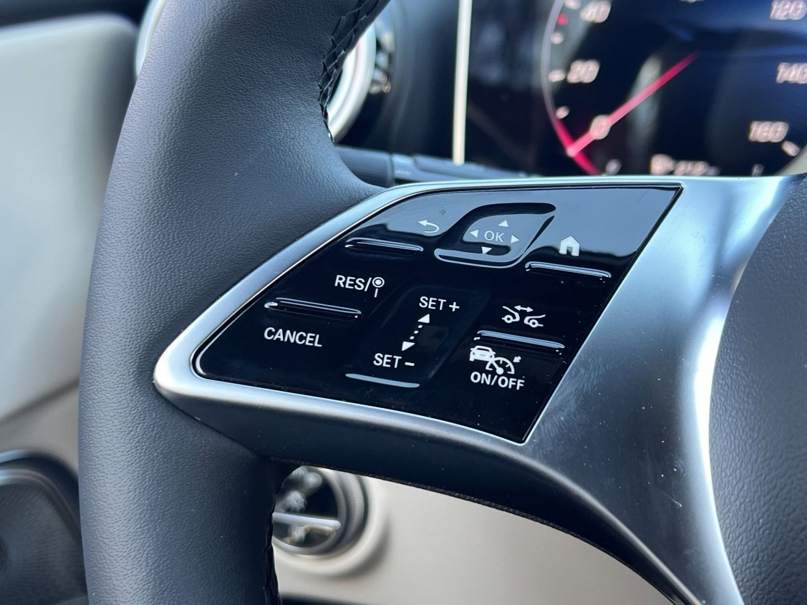 New 2026 Mercedes-Benz CLE 300 4MATIC Cabriolet image 29