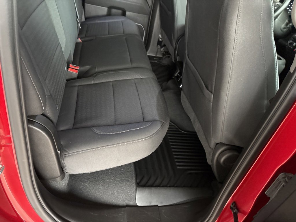 Used 2023 GMC Sierra 1500 Elevation image 26