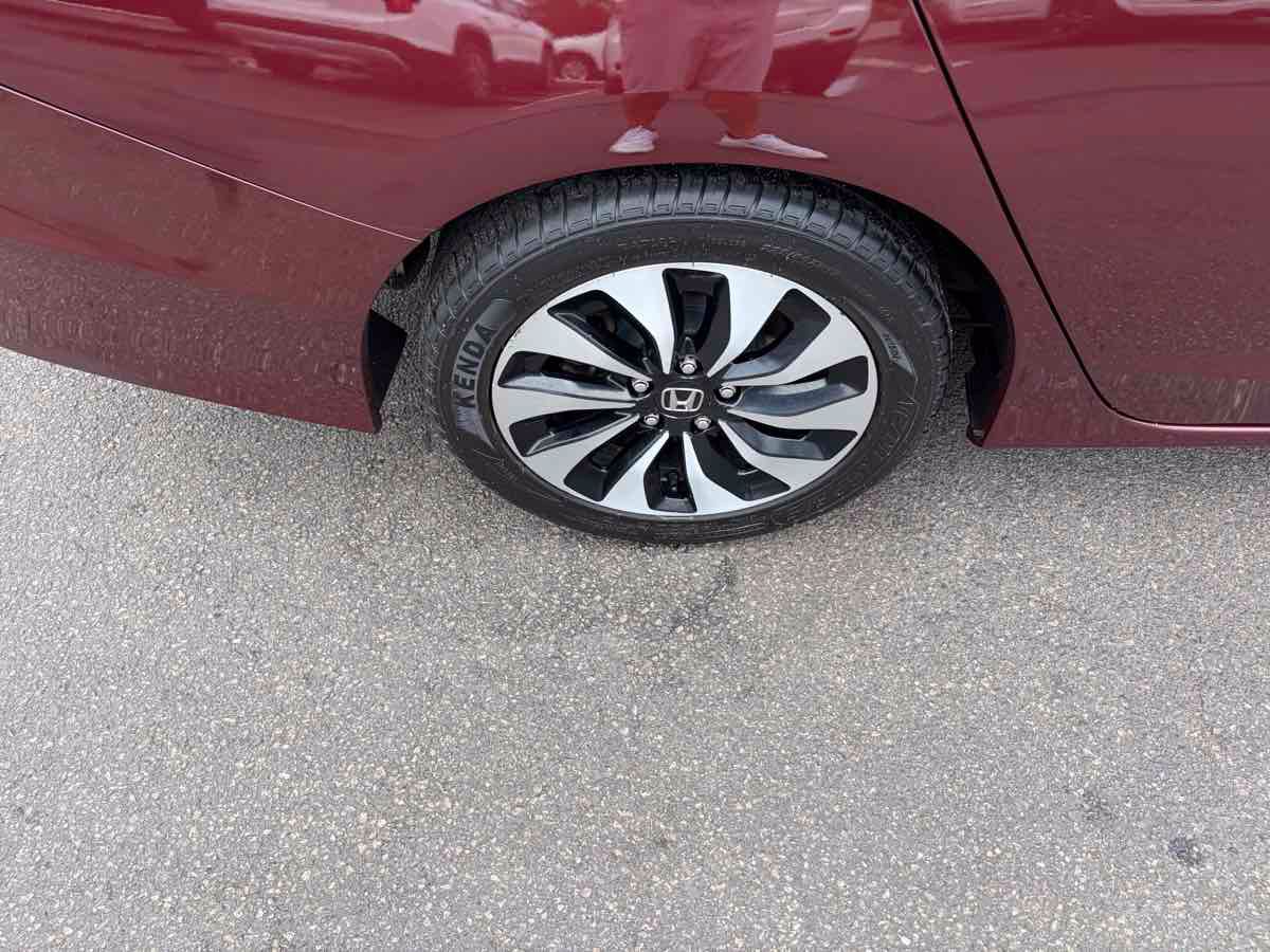 Used 2017 Honda Accord EX-L image 30