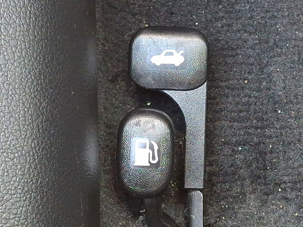 Used 2018 Hyundai Elantra SEL image 27