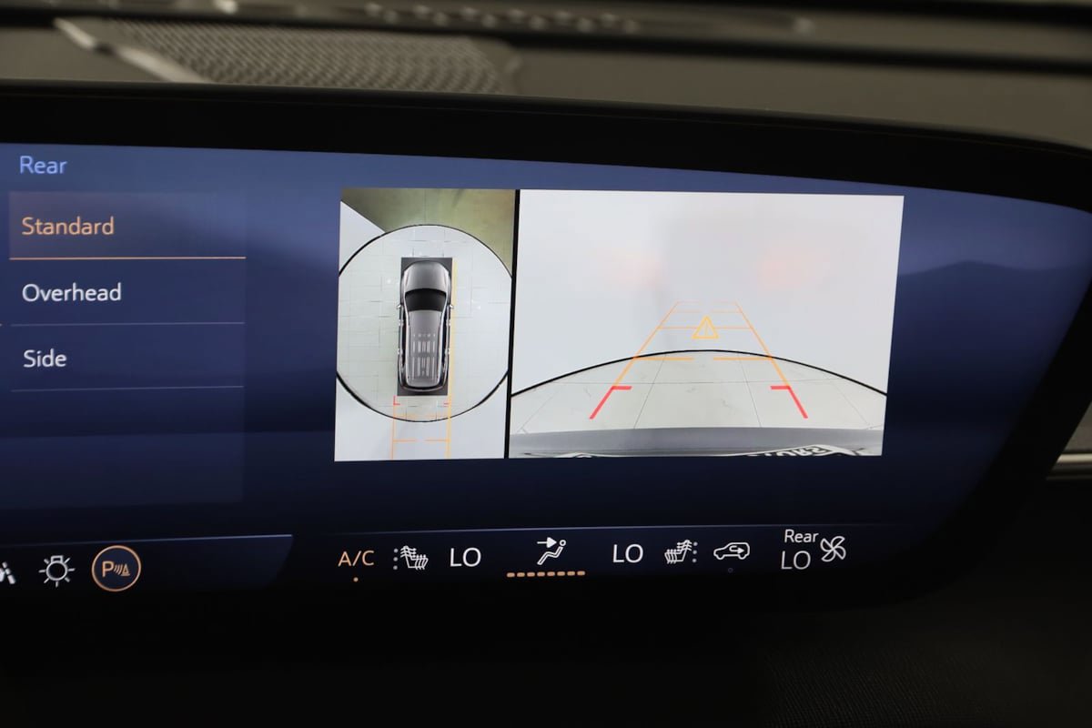 Used 2025 Buick Enclave Sport Touring FWD image 11