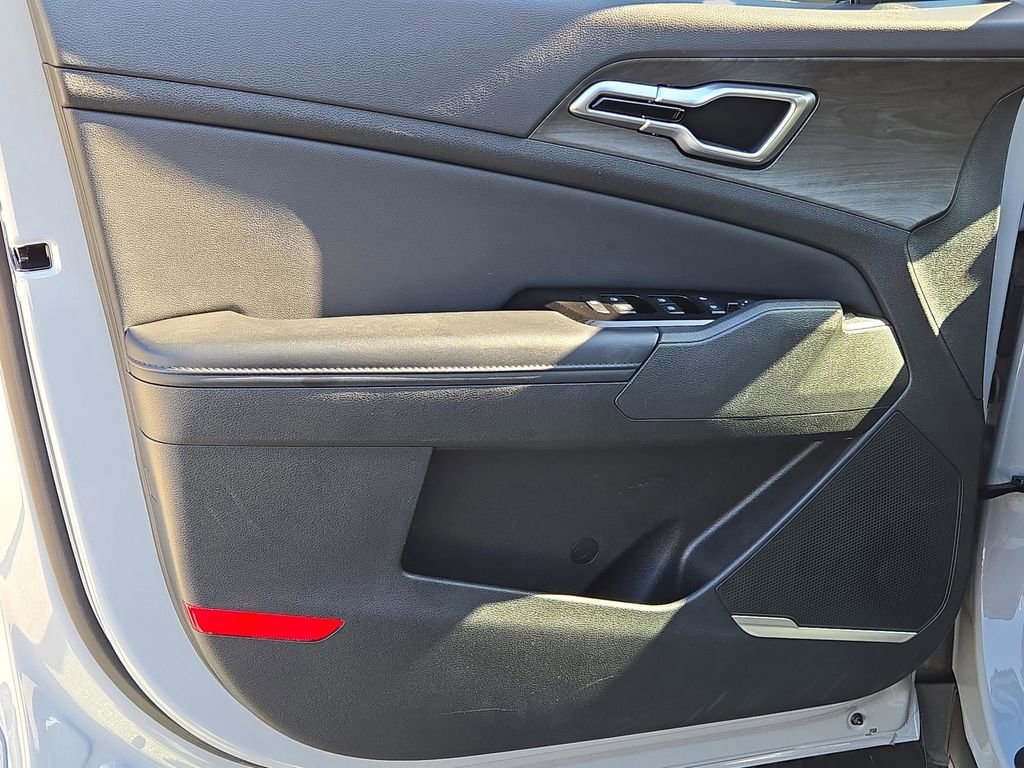 Certified 2023 Kia Sportage X-Line w/ X-Line Premium Package image 16