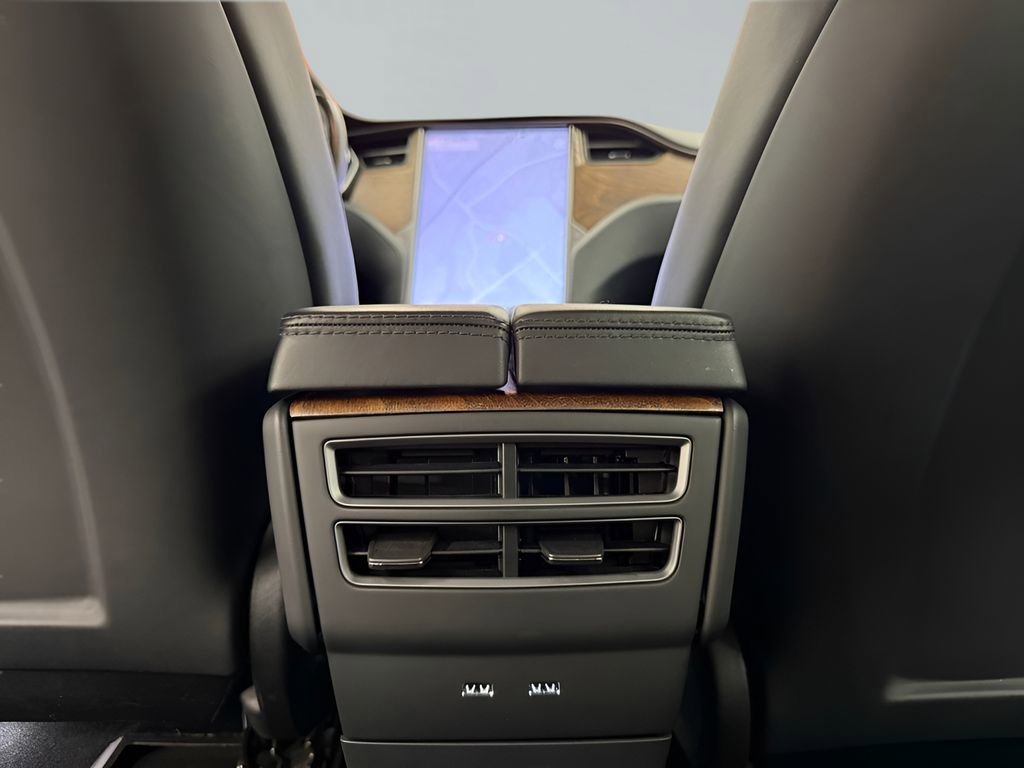 Used 2020 Tesla Model S Long Range image 25