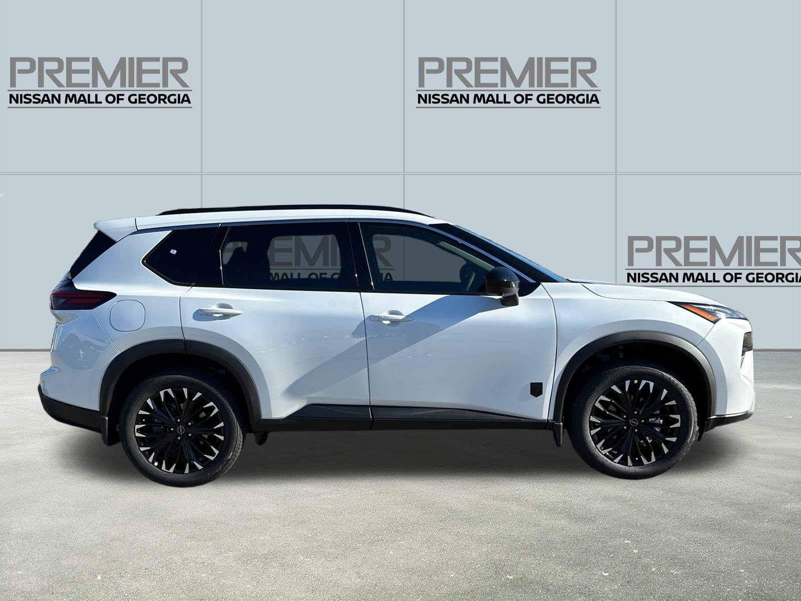 New 2026 Nissan Rogue SV image 4