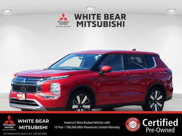 Used 2025 Mitsubishi Outlander SE AWD/4WD image 2
