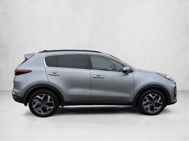 Used 2020 Kia Sportage EX w/ EX Technology Package FWD image 4