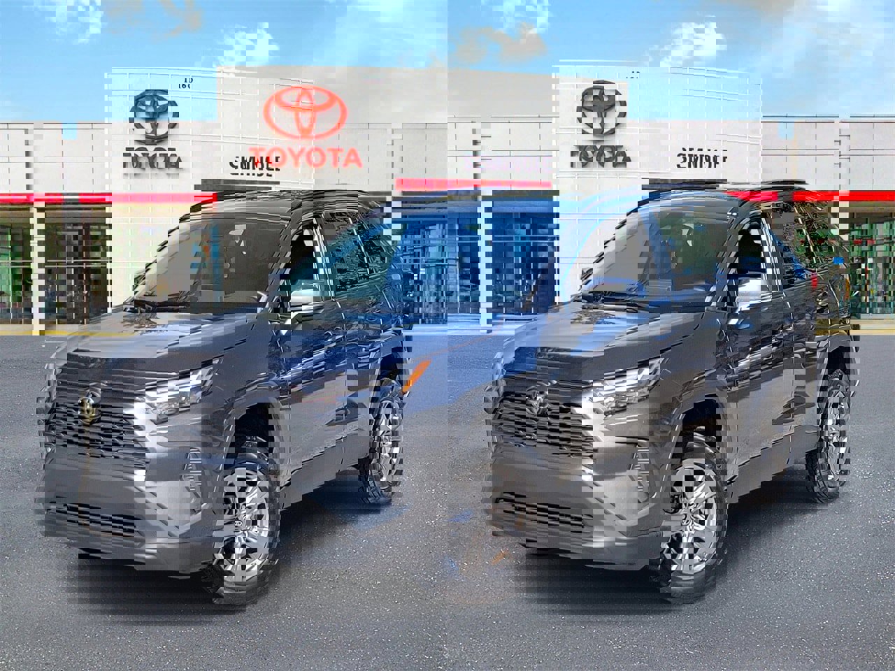 Used 2022 Toyota RAV4 XLE