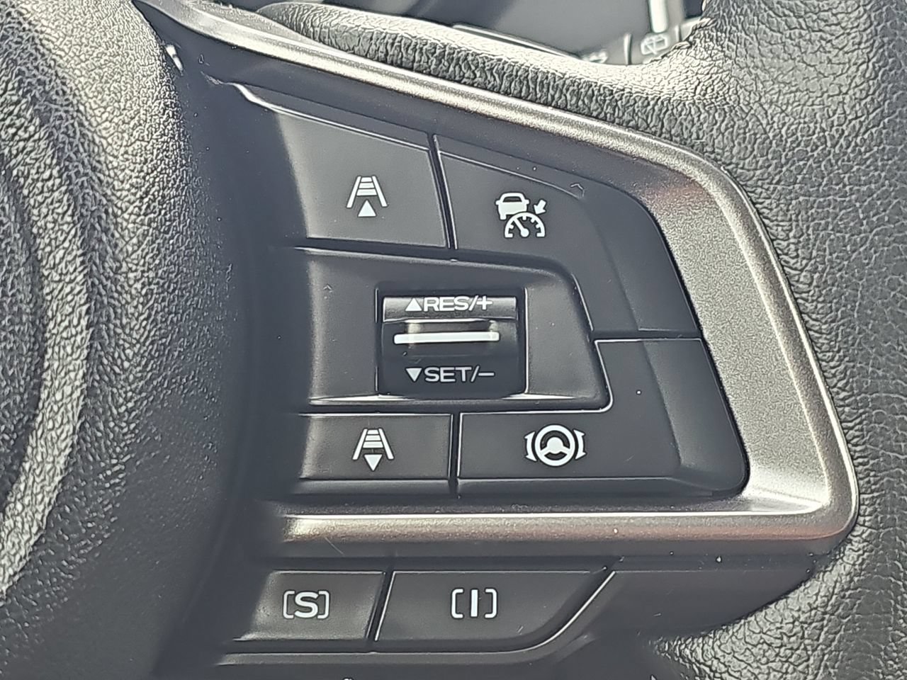 Certified 2023 Subaru Forester Touring AWD/4WD image 23