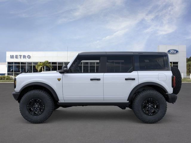 New 2025 Ford Bronco Badlands w/ Sasquatch Package AWD/4WD image 3