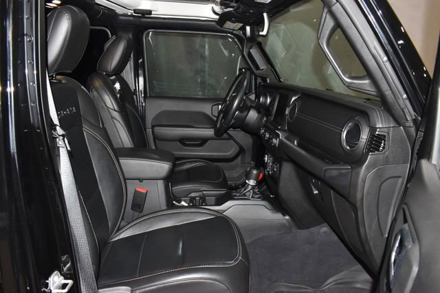 Used 2023 Jeep Wrangler Sahara w/ Cold Weather Group image 25