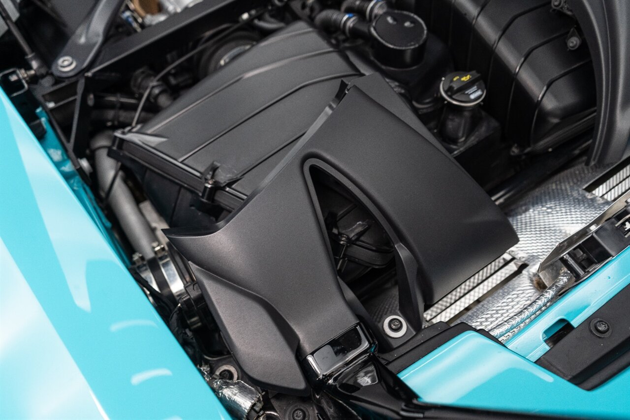 Used 2019 Lamborghini Huracan Performante AWD/4WD image 89