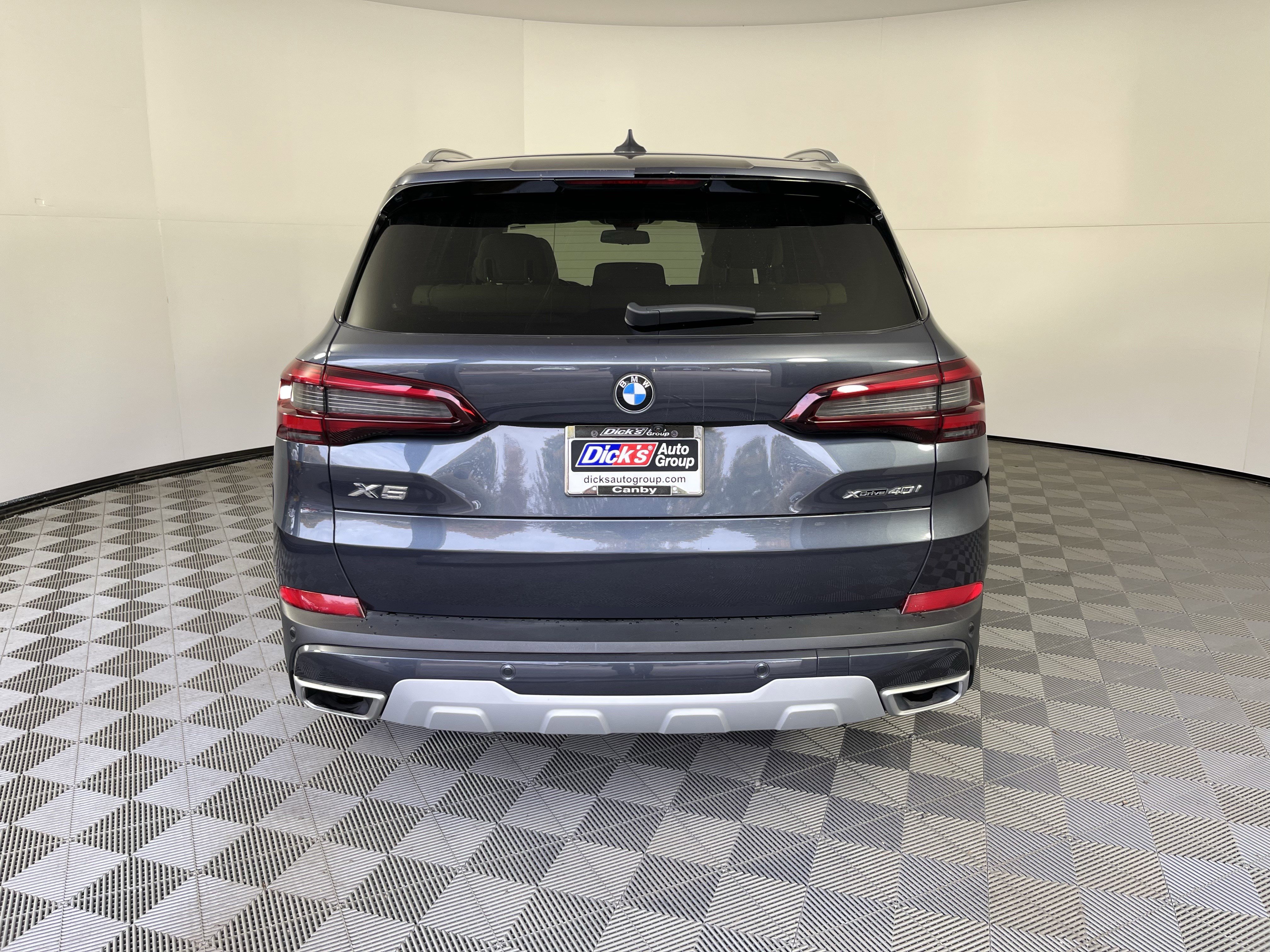 Used 2021 BMW X5 xDrive40i w/ Premium Package 2 image 4