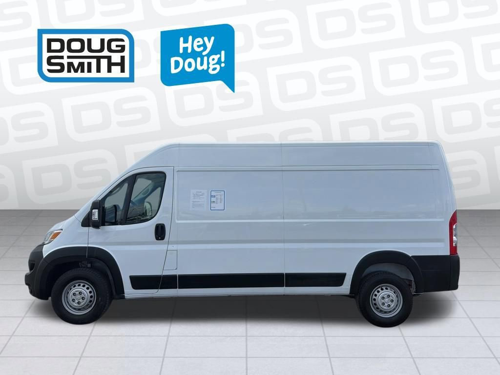 Used 2024 RAM ProMaster 2500 w/ Convenience Group FWD image 3