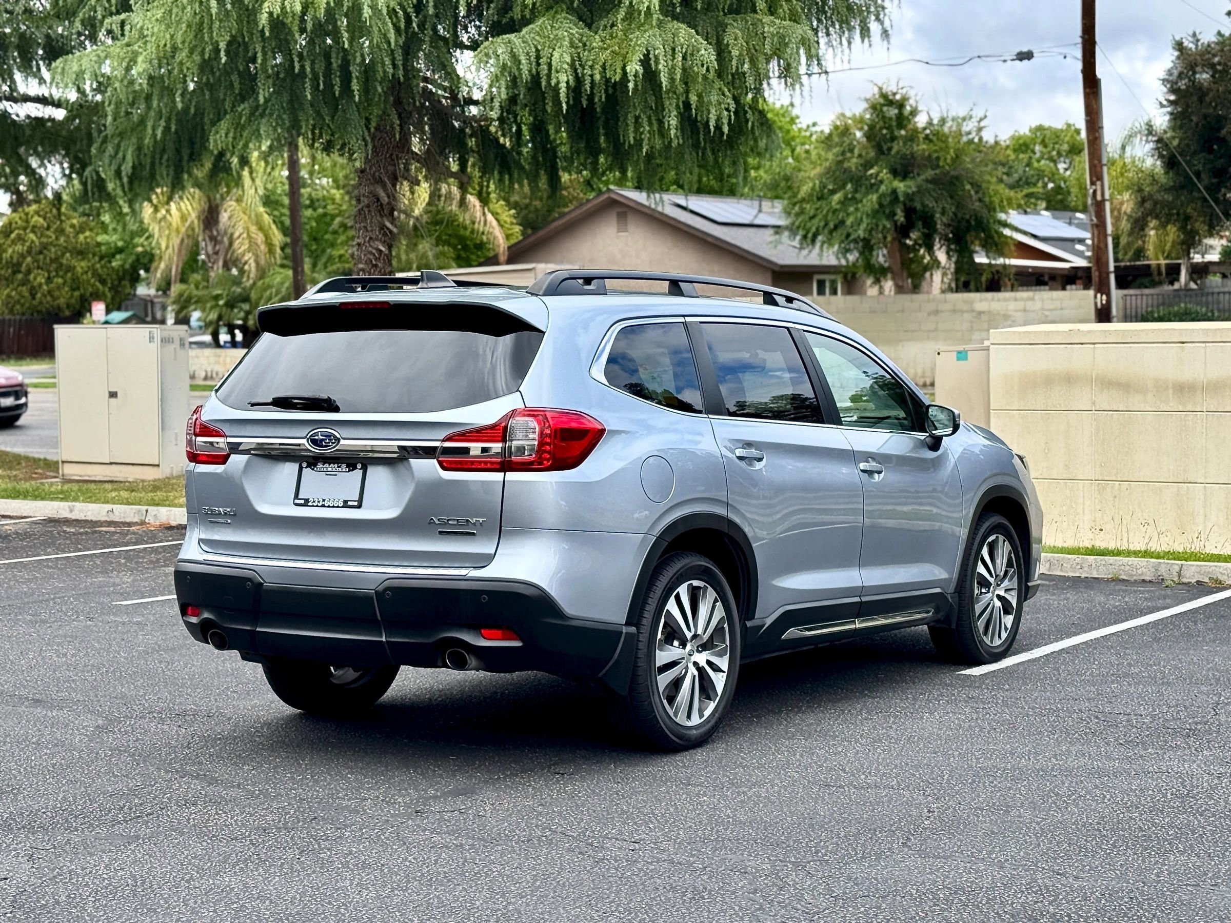 Used 2020 Subaru Ascent Limited AWD/4WD image 4