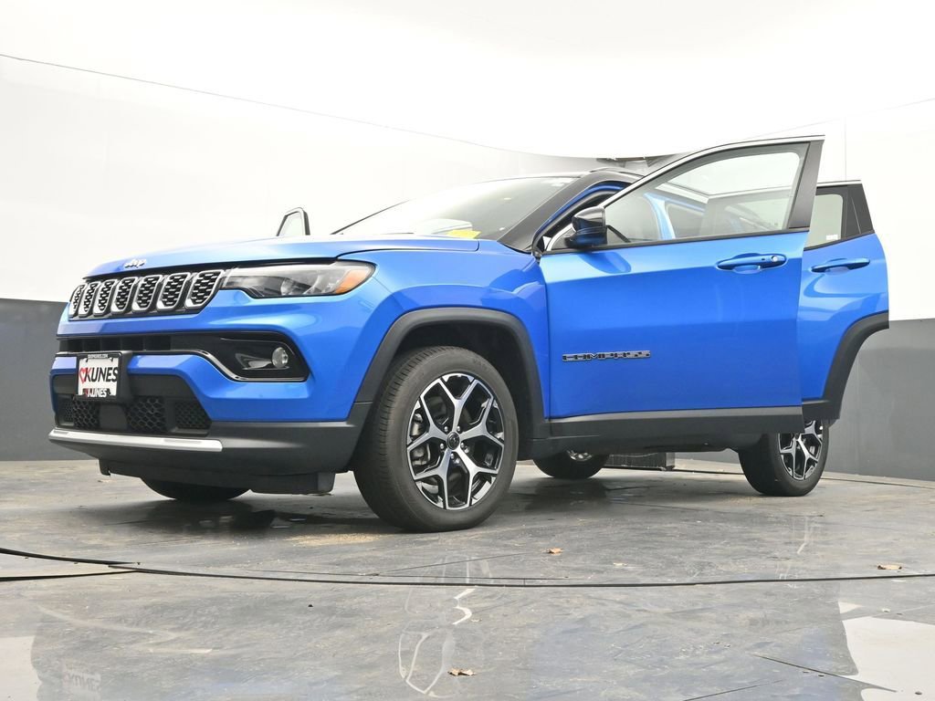 Used 2025 Jeep Compass Limited AWD/4WD image 71