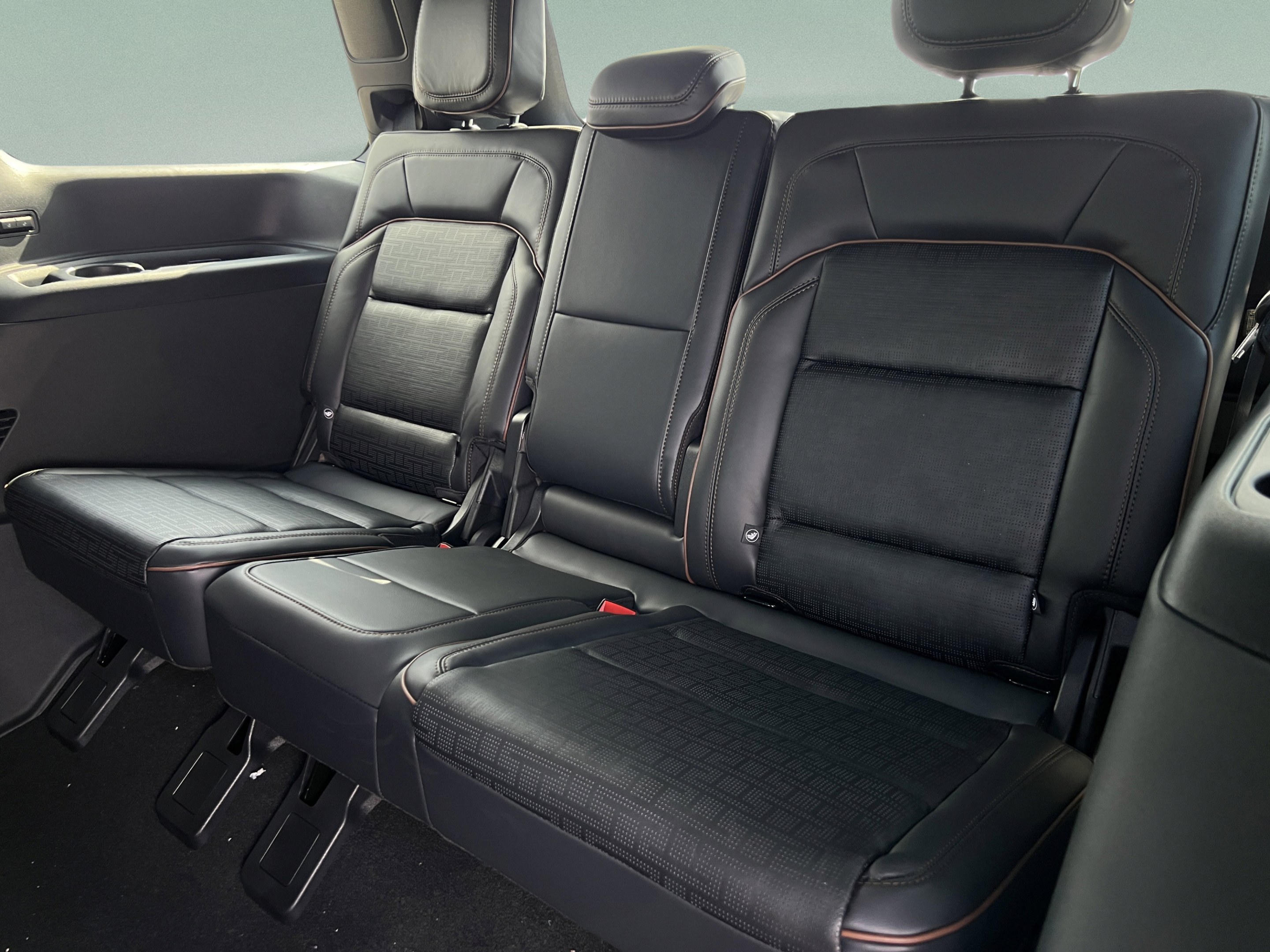 New 2026 Lincoln Navigator Black Label AWD/4WD image 24