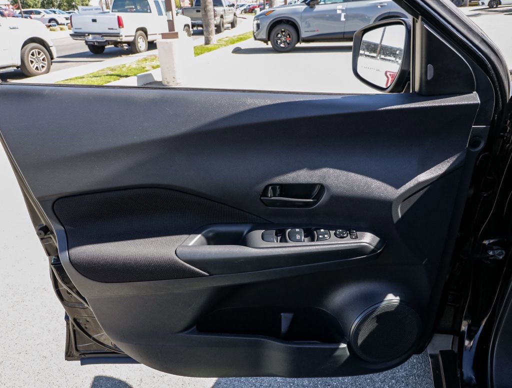 Used 2024 Nissan Kicks S FWD image 13