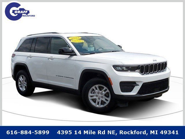 Used 2023 Jeep Grand Cherokee Laredo w/ Luxury Tech Group I