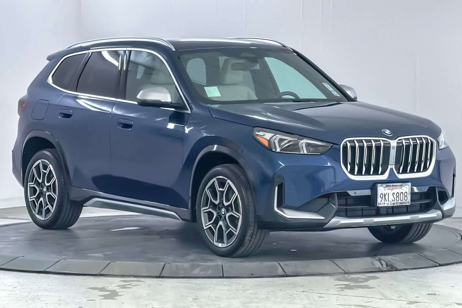 Used 2023 BMW X1 xDrive28i w/ Convenience Package AWD/4WD image 9