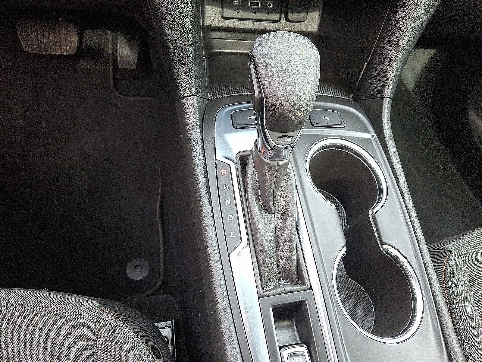 Used 2023 Chevrolet Equinox LT AWD/4WD image 16