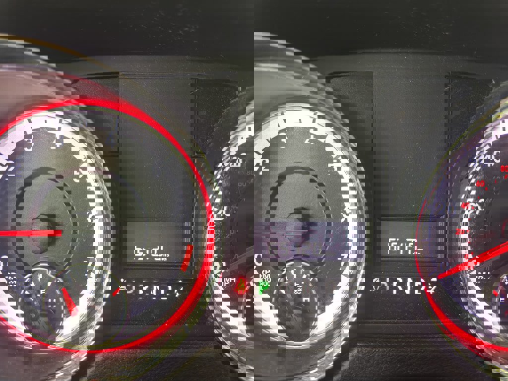 Used 2019 Dodge Grand Caravan SE w/ UConnect Hands-Free Group image 16