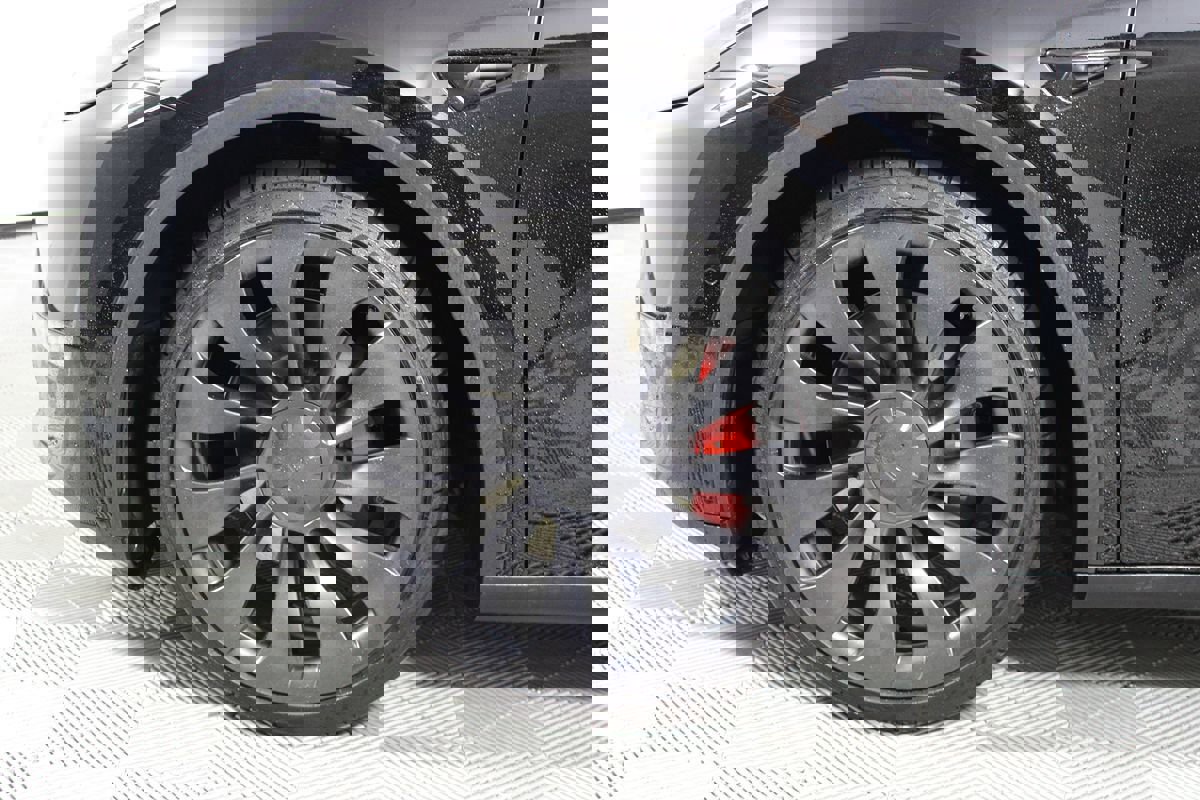 Used 2022 Tesla Model Y Performance image 4