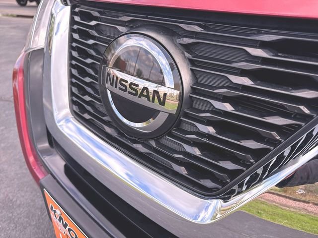 Used 2020 Nissan Rogue SV FWD image 30