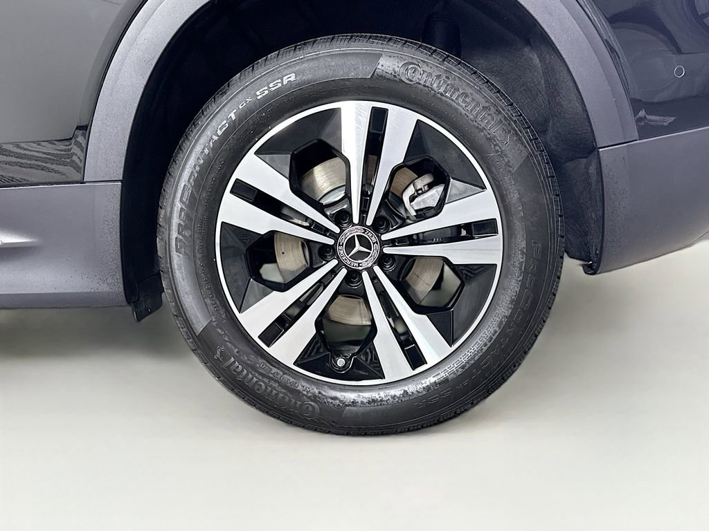 Certified 2025 Mercedes-Benz GLB 250 image 31