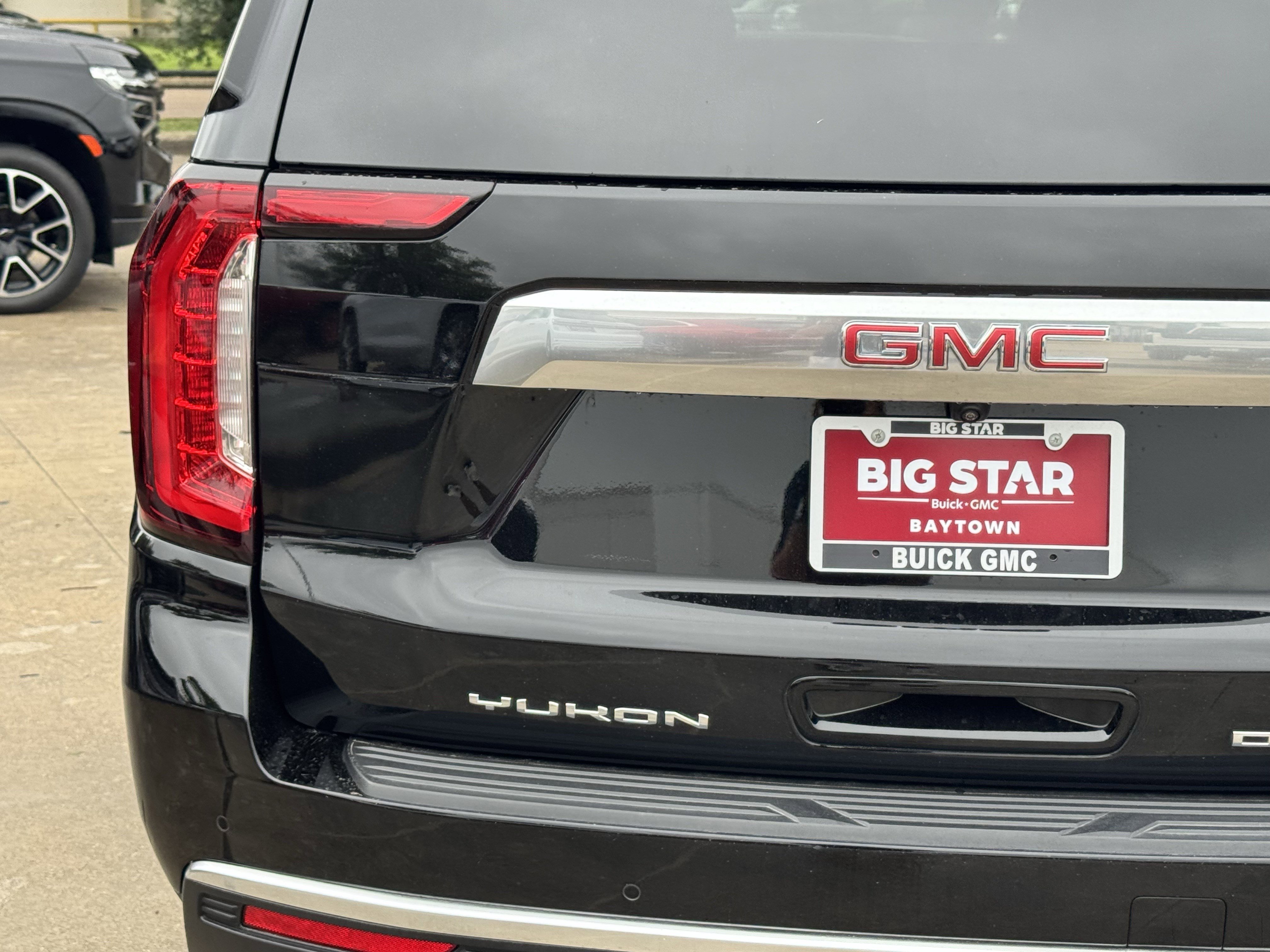 Used 2024 GMC Yukon XL Denali w/ Max Trailering Package RWD image 11