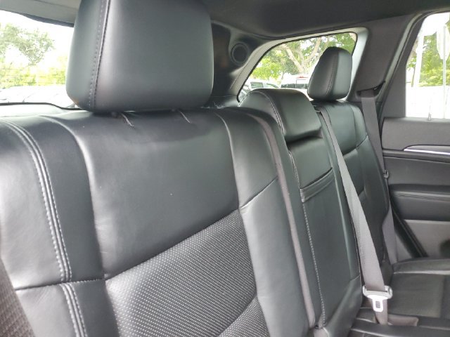 Used 2020 Jeep Grand Cherokee Limited w/ Luxury Group II RWD image 25