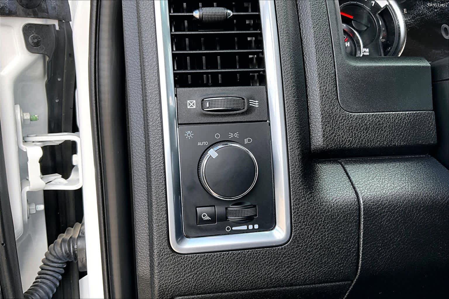 Used 2021 RAM 1500 Classic Warlock w/ Electronics Group image 35