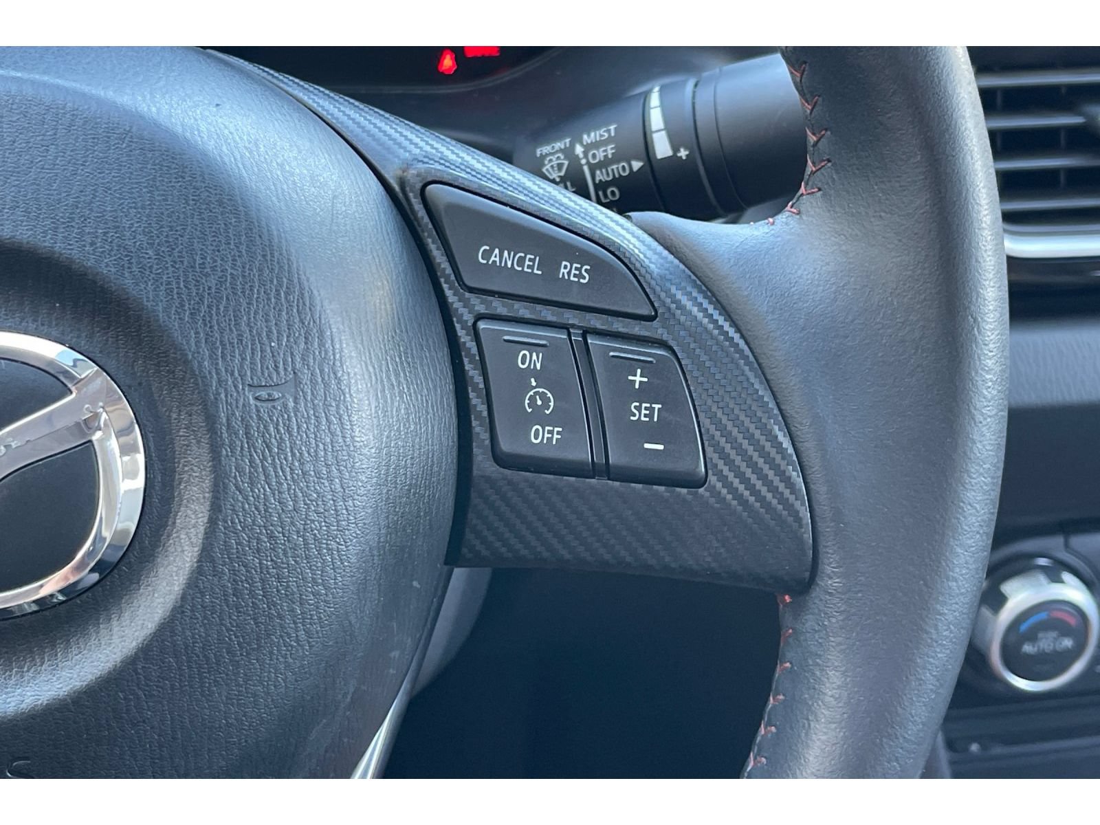 Used 2016 MAZDA MAZDA3 i Touring w/ Popular Equipment Package FWD image 37