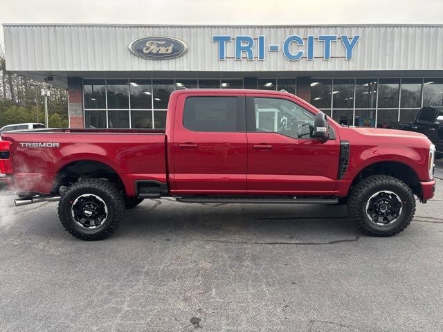 New 2026 Ford F350 Platinum w/ Tremor Off-Road Package image 31