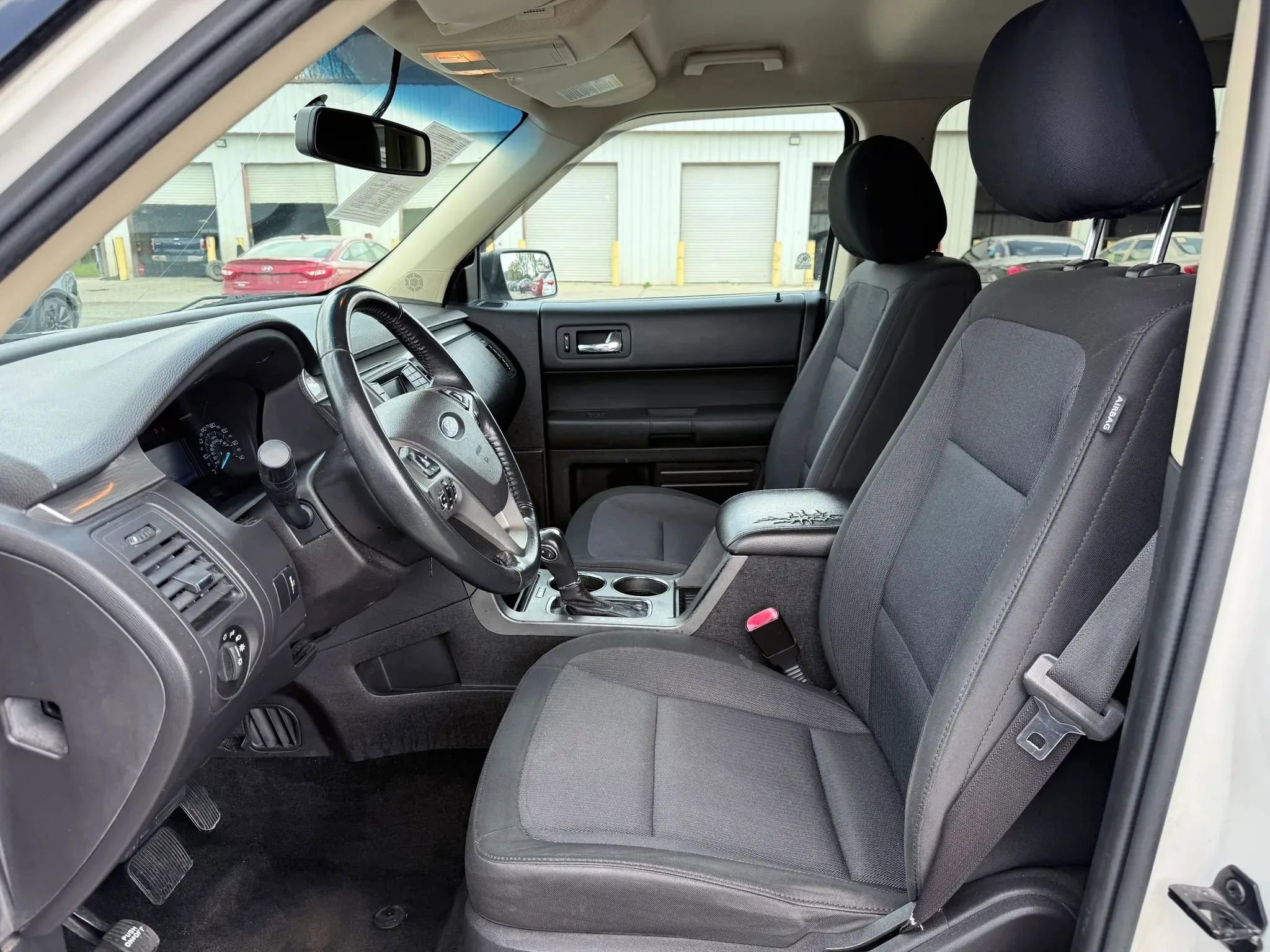 Used 2014 Ford Flex SE image 2