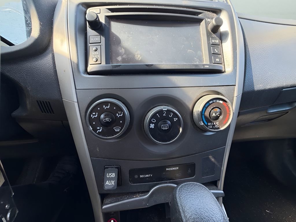 Used 2013 Toyota Corolla S image 25