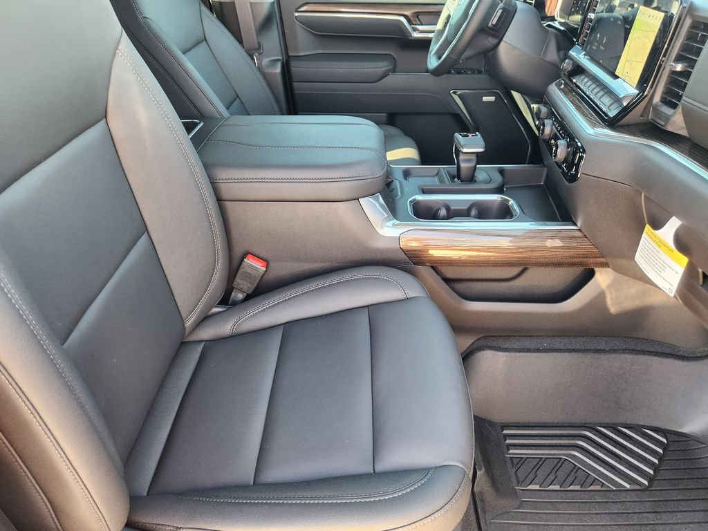 New 2026 Chevrolet Silverado 1500 LT Trail Boss w/ LT Trail Boss Premium Package AWD/4WD image 10