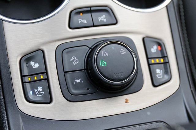 Used 2023 GMC Terrain Denali w/ Denali Premium Package image 23