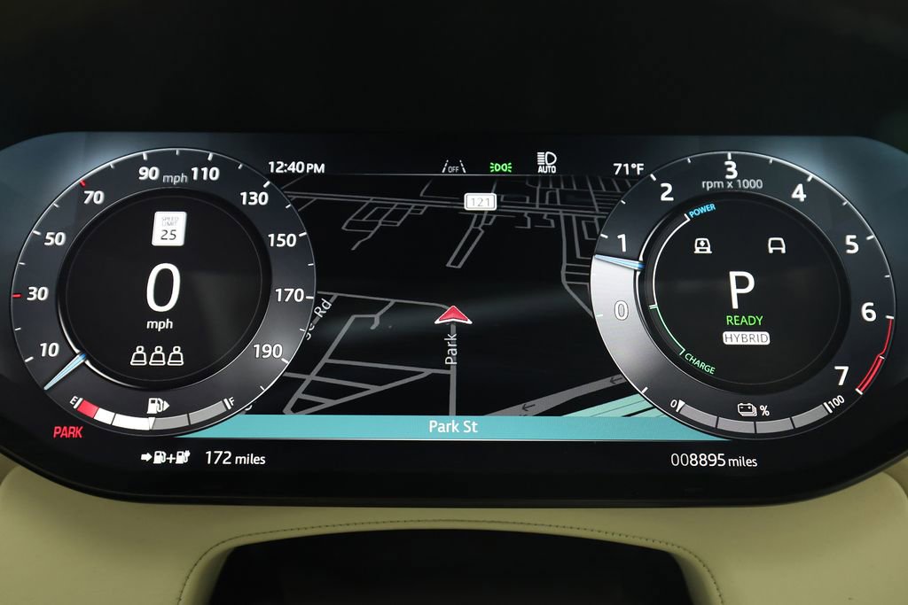 Used 2025 Land Rover Range Rover SE AWD/4WD image 21