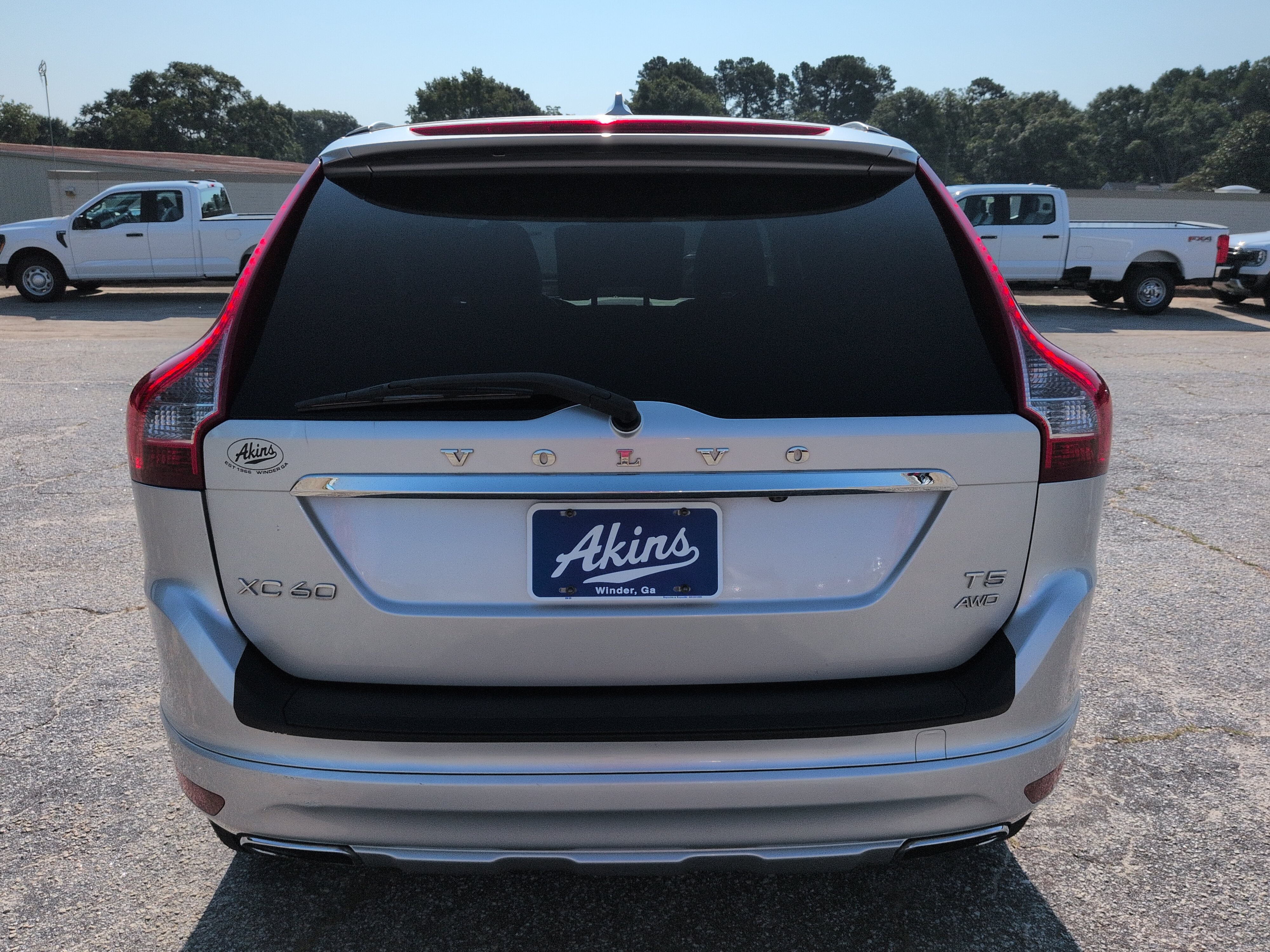 Used 2015 Volvo XC60 T5 Platinum AWD/4WD image 4