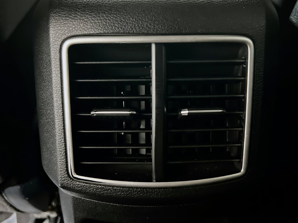 Used 2023 Kia Sportage EX FWD image 18