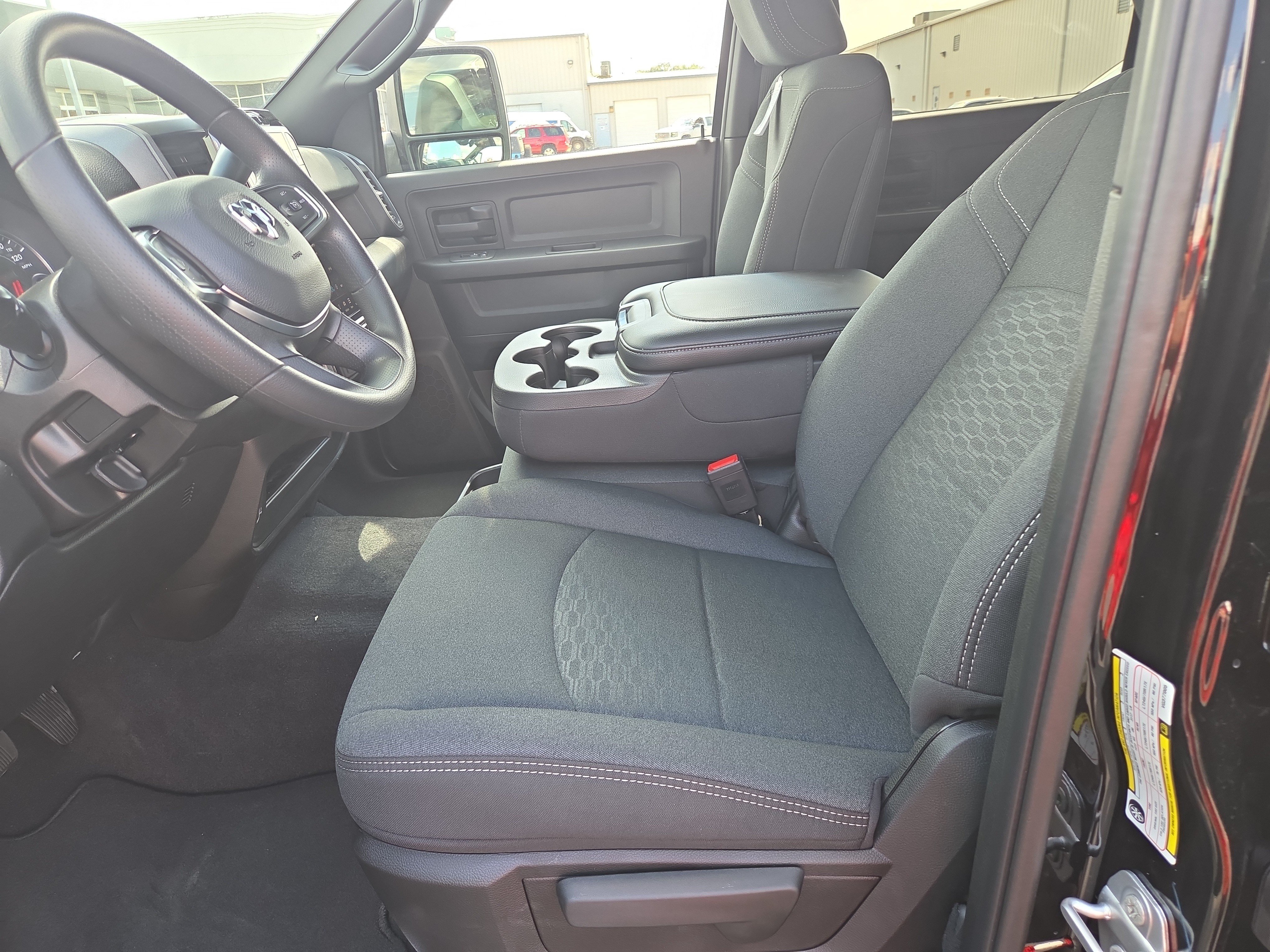 New 2027 RAM 2500 Tradesman AWD/4WD image 4