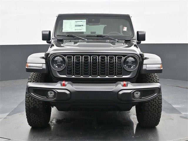 Used 2024 Jeep Wrangler Unlimited Rubicon w/ Technology Group image 7