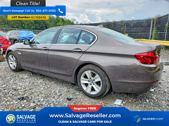 Used 2011 BMW 528i Sedan RWD image 3